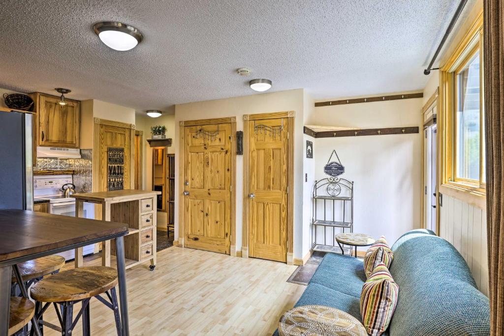 Rustic Keystone Condo with Pool Walk to Lifts! - image 7