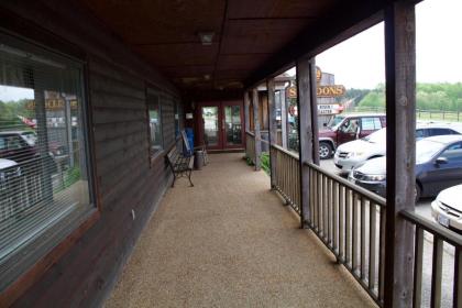 Sheldon's Motel and Restaurant - image 11