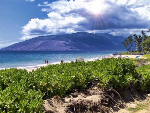 Maui Banyan G-101 - 2 Bedrooms Ground-floor Renovations close to beach Pools Hot Tubs - image 4