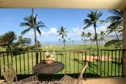 Kauhale Makai 434 2 Bedroom 2 Bathroom Oceanfront Condo Pool - main image