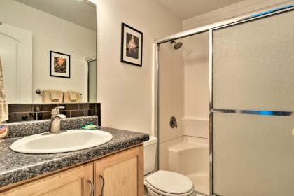Bright Kihei Condo with Lanai and Pool - 100ft to Beach - image 15