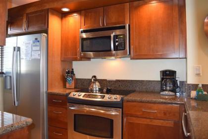 Luxury Oceanfront Condo with 180 Degree Panoramic Ocean View - image 10