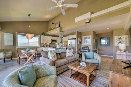 Bright Kihei Condo with Pool Access and Ocean Views Hawaii