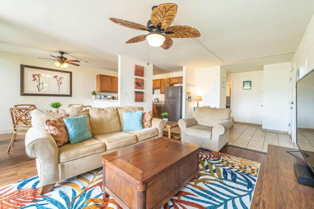 Kihei Holiday 215 by Coldwell Banker Island Vacations - main image