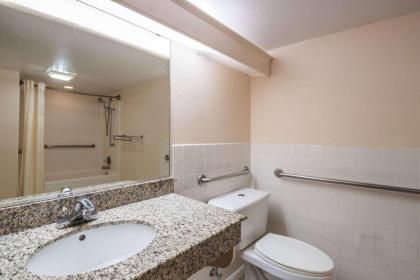 Days Inn by Wyndham Killeen Fort Hood - image 11
