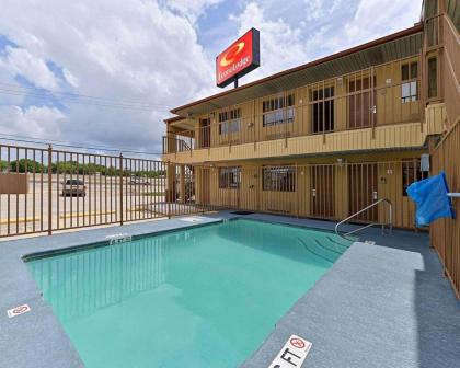 Econolodge Killeen - image 15