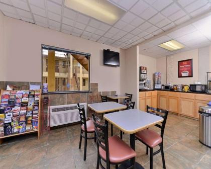 Econolodge Killeen - image 2