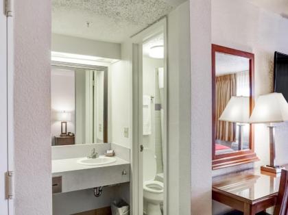 OYO Hotel Killeen East Central - image 14