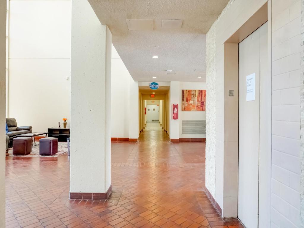 OYO Hotel Killeen East Central - image 5