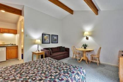 Cedarbrook Two Room Studio 207 - image 5