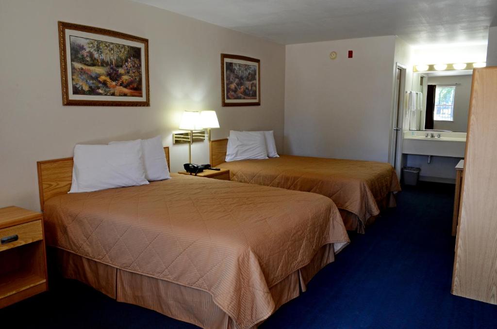 Americas Best Value Inn Kinder - image 4