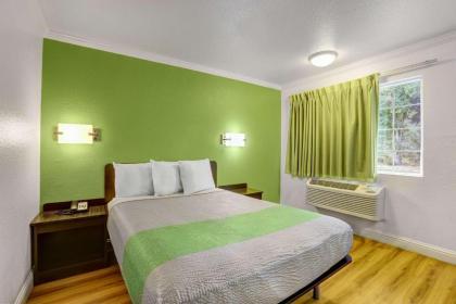 Motel 6-King City CA - image 7