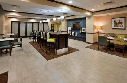 Hampton Inn Dahlgren - image 11