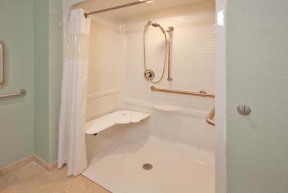 Hampton Inn Dahlgren - image 8