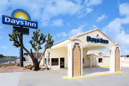 Days Inn by Wyndham Kingman West - image 11