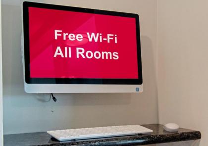 Red Roof Inn Kingman - image 3