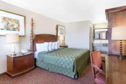 Days Inn by Wyndham Kingman East - image 15