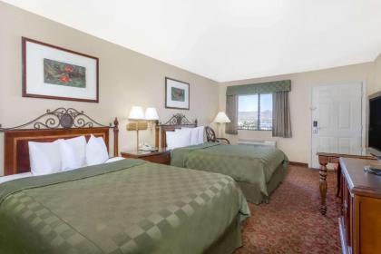 Days Inn by Wyndham Kingman East - image 8