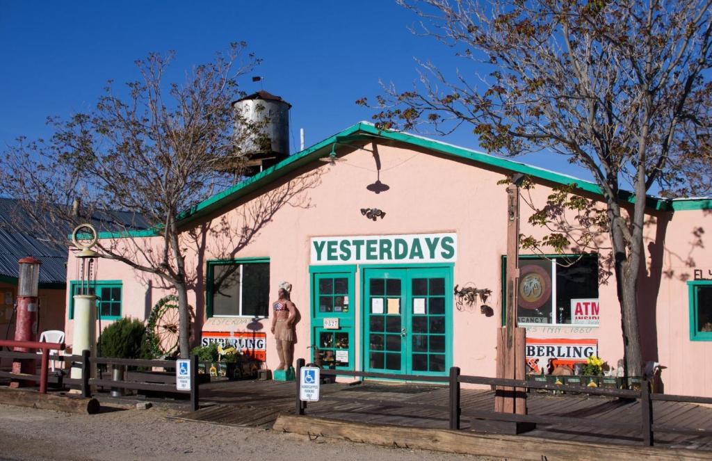 Grand Canyon West Hotel Sheps Miners Inn - image 7