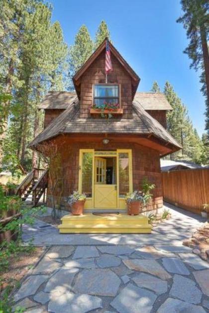 The Gingerbread Cottage (Cabin)