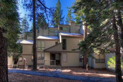 Cheyennes Place by Lake tahoe Accommodations California