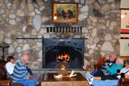 Montecito Sequoia Lodge - image 4