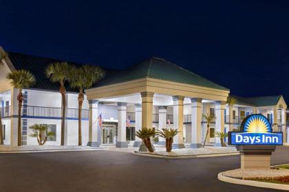 Days Inn by Wyndham Kingsland GA - image 9
