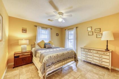Lone Star Retreat - image 4