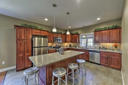 South Kingstown Home - Located on URI Campus! - image 12