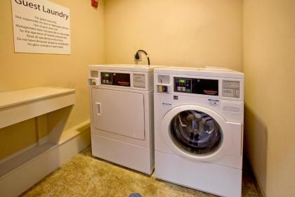 Holiday Inn Express Hotel and Suites Kingsville an IHG Hotel - image 18