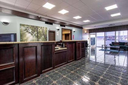 Econo Lodge Kingsville - image 10