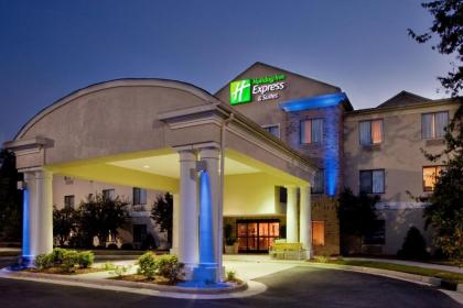 Holiday Inn Express Hotel & Suites Kinston an IHG Hotel - image 20