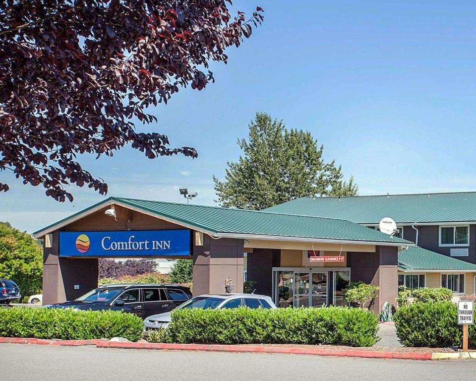 Comfort Inn Kirkland - main image