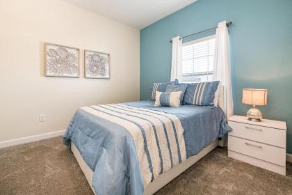 Storey Lake - New 5 bedrooms Villa - image 2