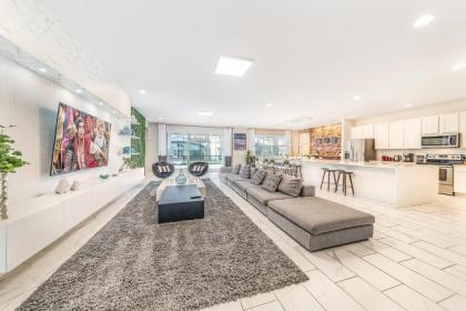 Ultimate luxury 15 bedroom suites for 30 guests