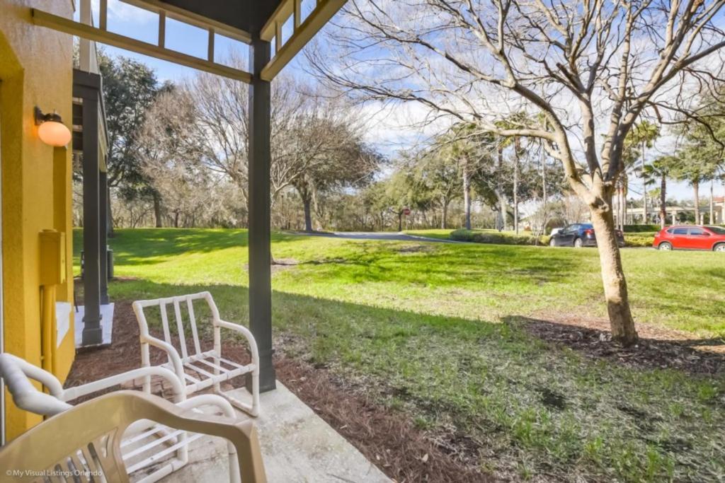 Beautiful Townhome with Private Pool Close to Disney Orlando Townhome 3145 - image 2