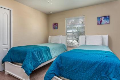 Paradise Palms-RU580 - image 15