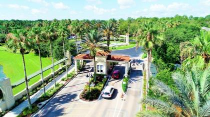 A wonderful 4 bedroom villa in the amazing Emerald Island Reserve - image 2