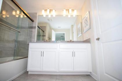 Ravishing Four Bd w/ Pool Close to Disney 4947 - image 17