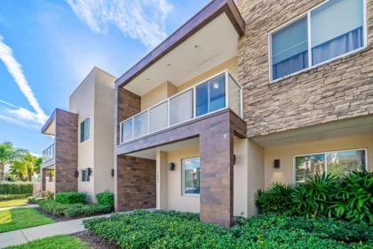Imagine You and Your Family Renting this 5 Star Townhome on Magic Village Resort Orlando Townhome 3704 - image 3