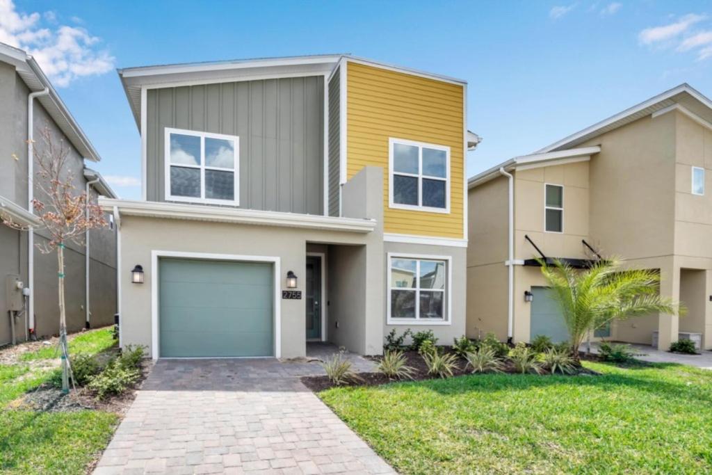 Luxury 5 Star Villa on Storey Lake ResortMinutes from Disney World Orlando Villa 3654 - image 3