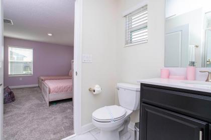 Stunning 5 Bedroom w/ Pool Close to Disney 8939 @ChampionsGateResort - image 15