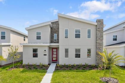 9 Bedroom Home w-Pool Storey Lake -1672