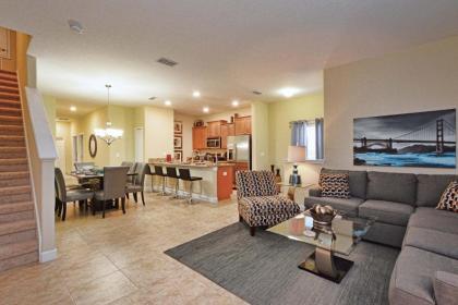 Storey Lake  5 Bedroom townhome w  Pool  1600St