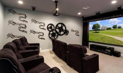 Exclusive 5 Star Villa with Private Pool on Reunion Resort and Spa Orlando Villa 4569 - image 3