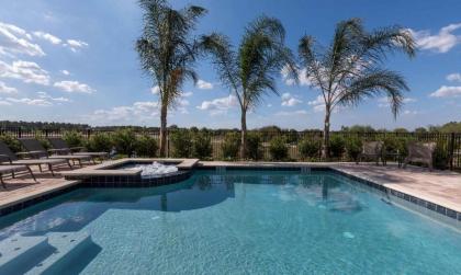 Exclusive Villa with Large Private Pool on Encore Resort at Reunion Orlando Villa 4354 - image 1