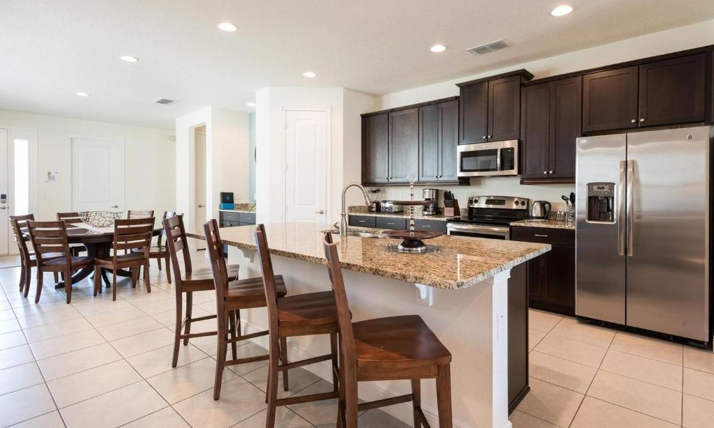 Ultimate 5 Star Villa with Private Pool on Encore Resort at Reunion Orlando Villa 4388 - main image