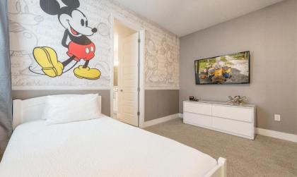 Beautiful Villa with first class amenities on Encore Resort at Reunion Orlando Villa 4494