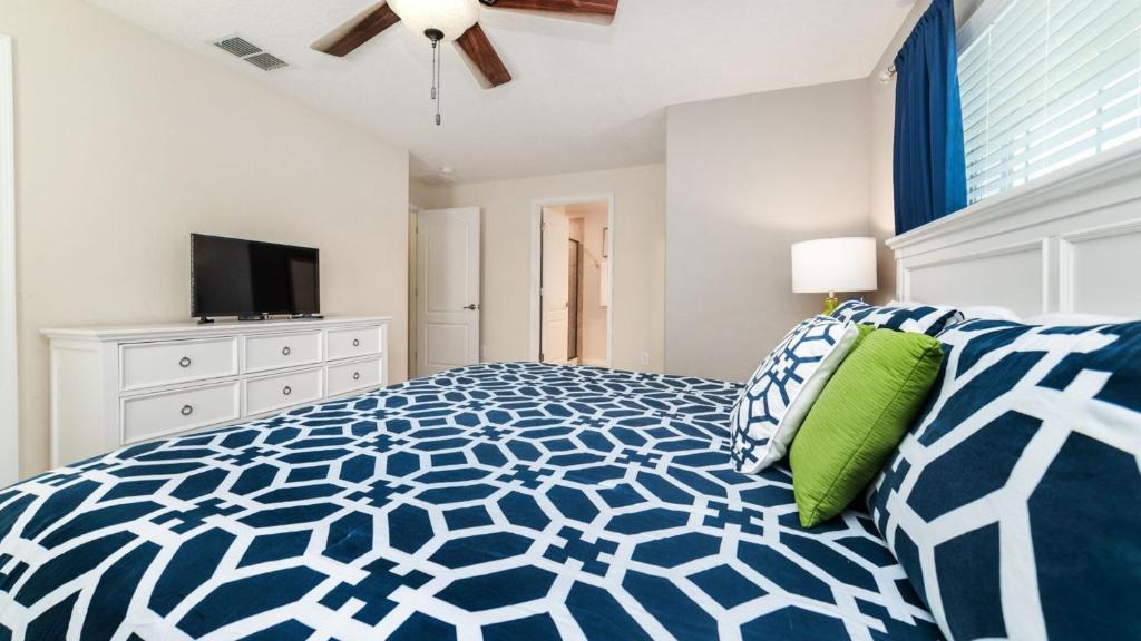 Beautiful Townhome with first class amenities on Storey Lake Resort Orlando Townhome 4840 - image 7