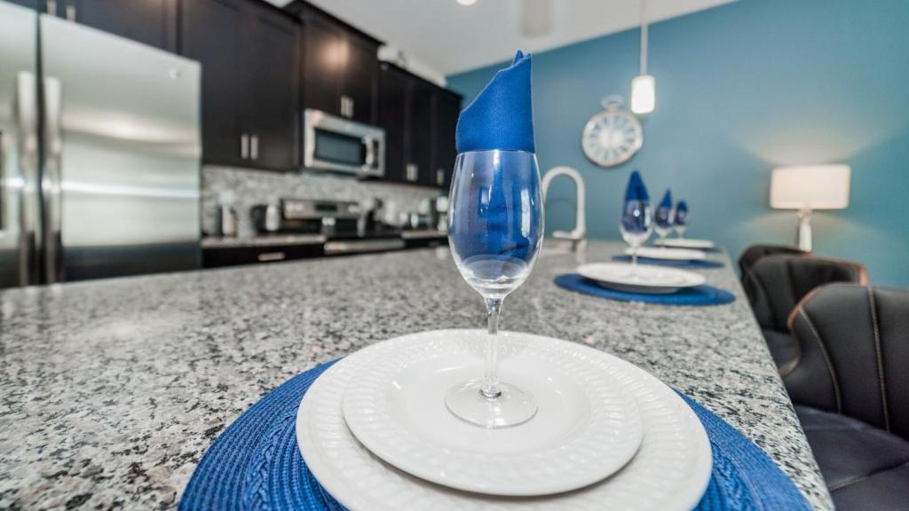 Beautiful Townhome with first class amenities on Storey Lake Resort Orlando Townhome 4897 - image 5